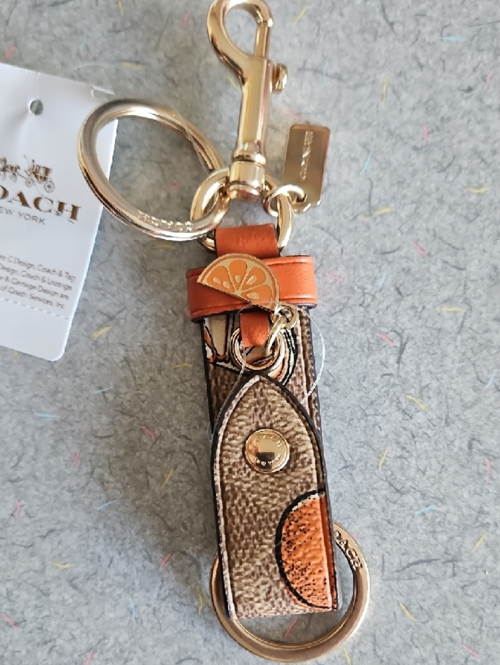 Coach Oranges Keyring - Picture 3 of 10